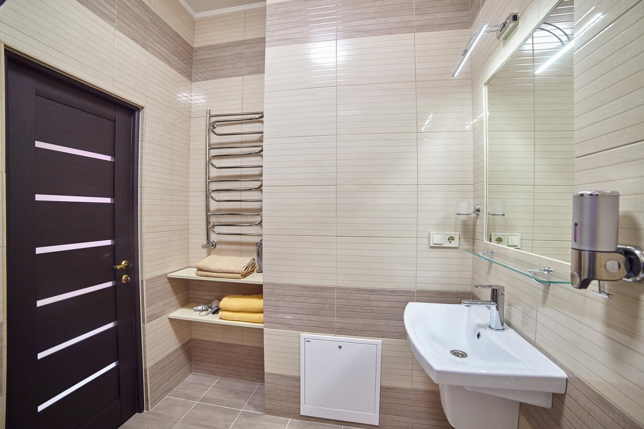 2 Bedrooms Apartment 150M From Opera House Lviv Exterior foto